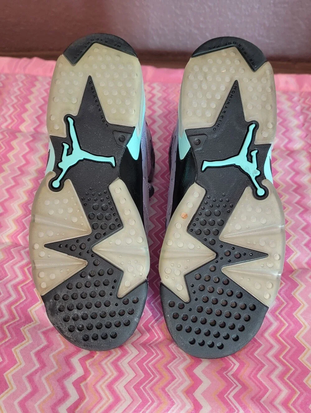 Air Jordan 6 Retro Green Glow GS Wolf Grey Mint 543390-005 Size 7Y